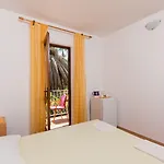 & Papa 招待所 3*