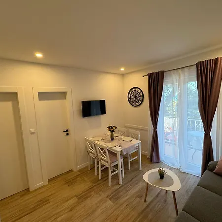 & Papa 게스트하우스 믈리니