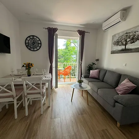 ゲストハウス & Papa 3*